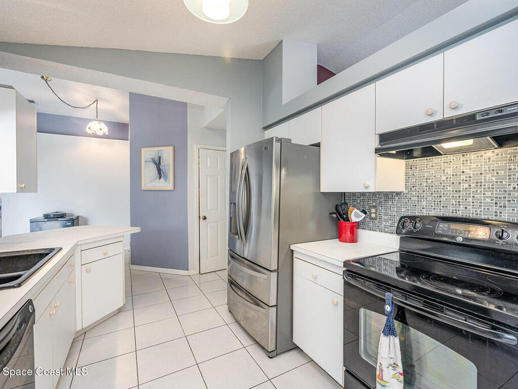 7711 Greenboro Drive, Melbourne, FL 32904