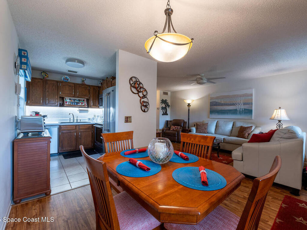 7 Vista Gardens Trail, Vero Beach, FL 32962