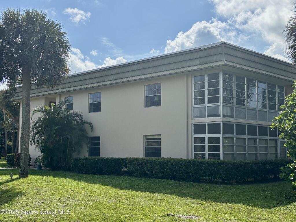 7 Vista Gardens Trail, Vero Beach, FL 32962