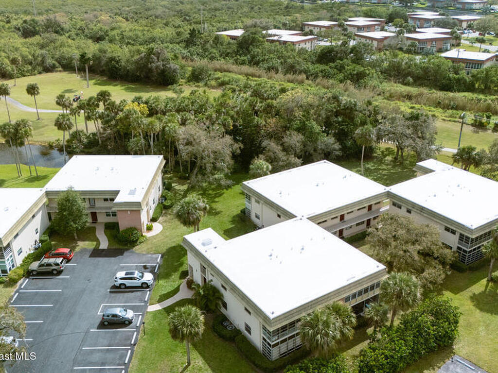 7 Vista Gardens Trail, Vero Beach, FL 32962