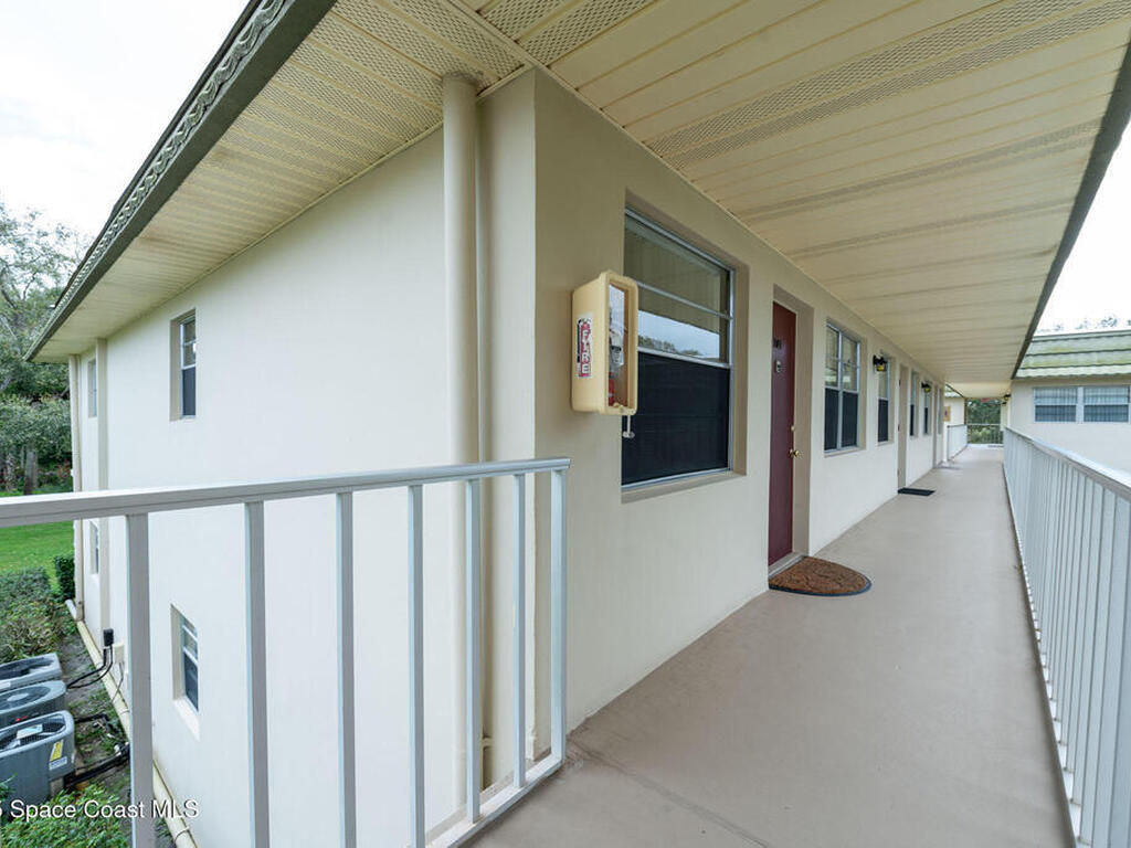 7 Vista Gardens Trail, Vero Beach, FL 32962