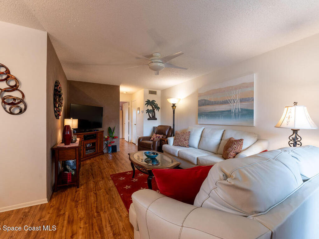 7 Vista Gardens Trail, Vero Beach, FL 32962