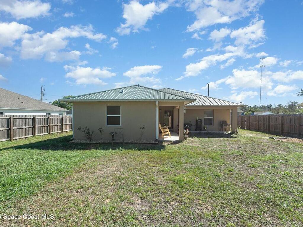 3356 Kilbee Street, Mims, FL 32754