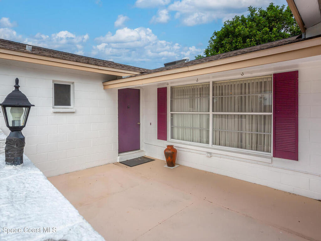 240 Catalina Isle Drive, Merritt Island, FL 32953