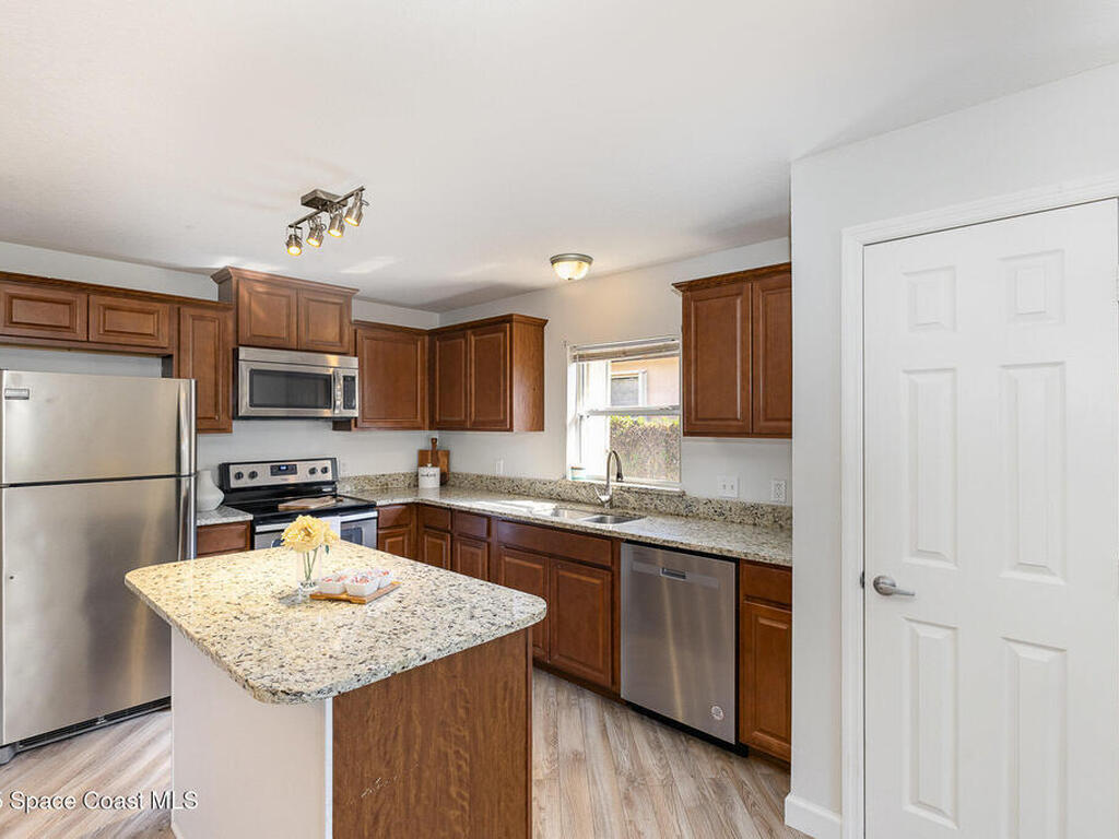 2325 Wood Street, Melbourne, FL 32904