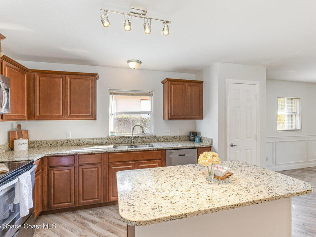 2325 Wood Street, Melbourne, FL 32904