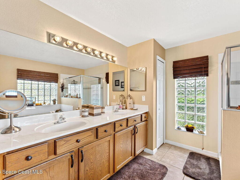 899 Sanford Street, Palm Bay, FL 32908