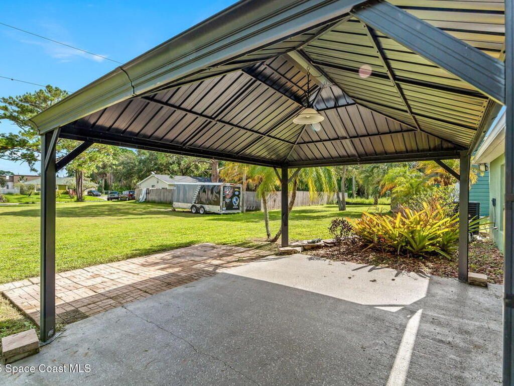 899 Sanford Street, Palm Bay, FL 32908