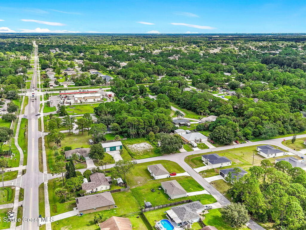 899 Sanford Street, Palm Bay, FL 32908
