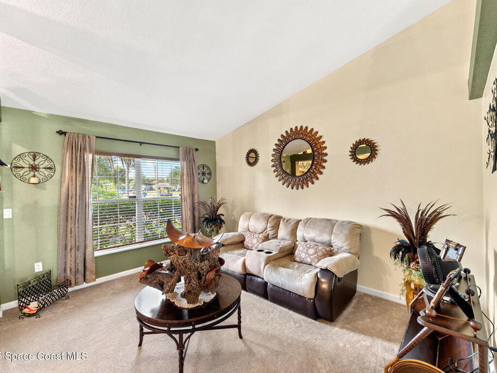 899 Sanford Street, Palm Bay, FL 32908