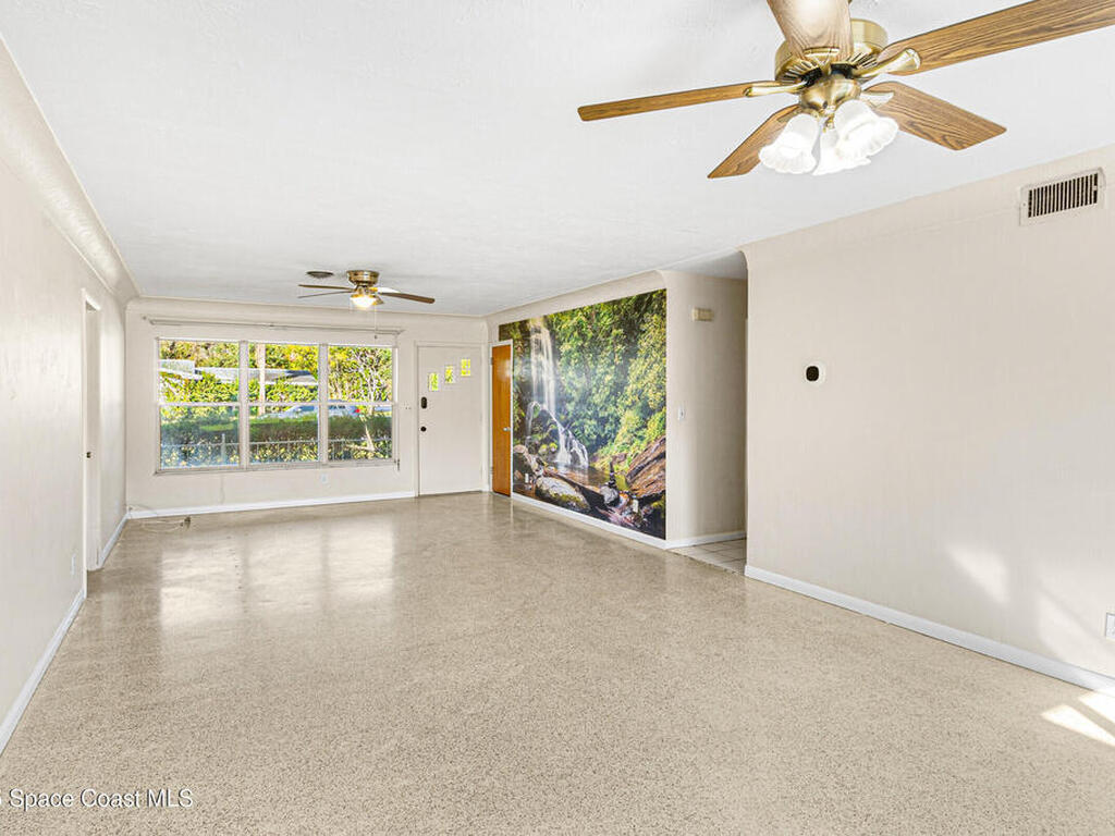 292 E Laila Drive, Melbourne, FL 32904