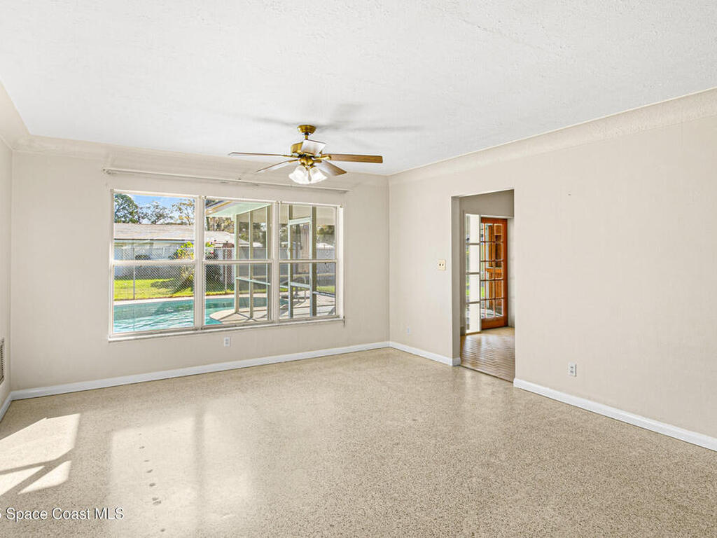 292 E Laila Drive, Melbourne, FL 32904