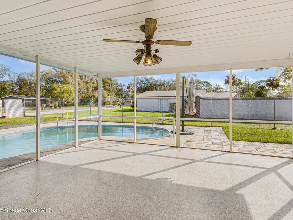 292 E Laila Drive, Melbourne, FL 32904