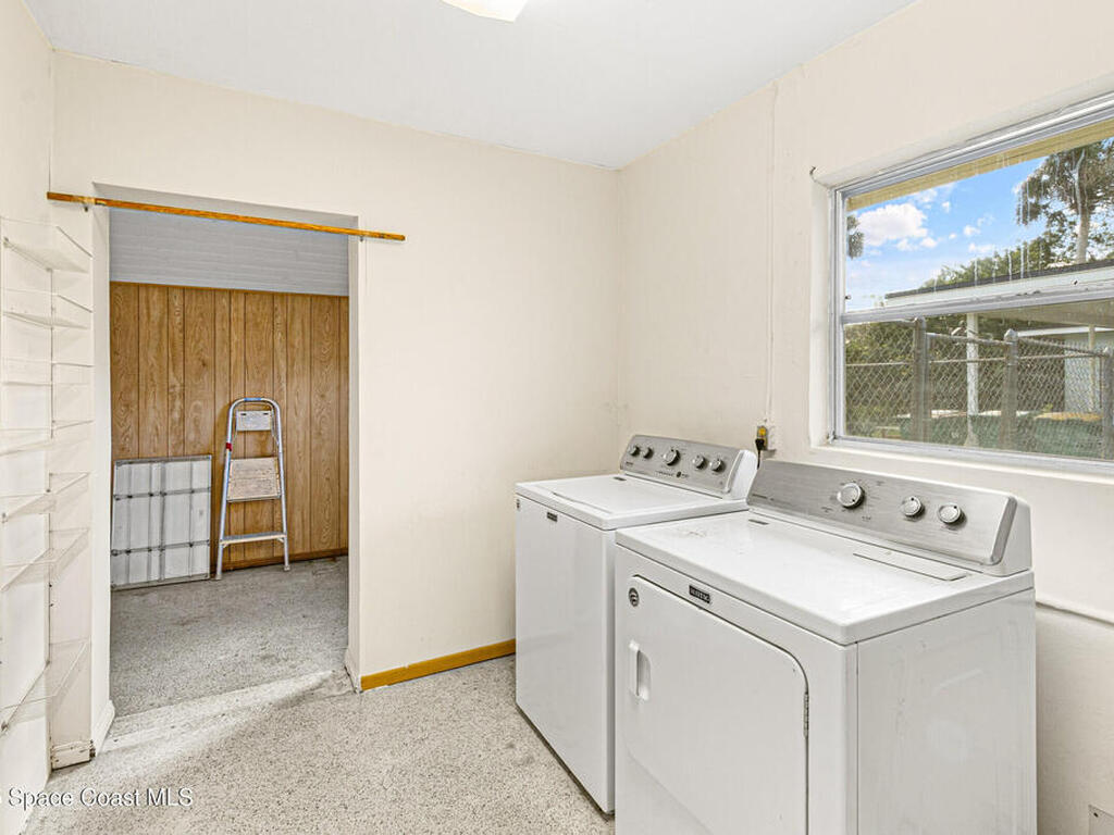 292 E Laila Drive, Melbourne, FL 32904