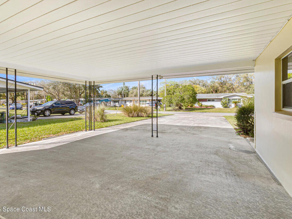 292 E Laila Drive, Melbourne, FL 32904