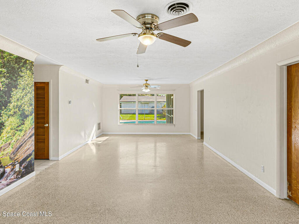 292 E Laila Drive, Melbourne, FL 32904