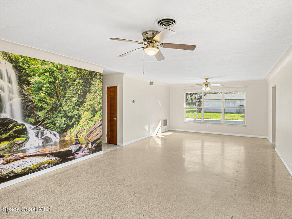 292 E Laila Drive, Melbourne, FL 32904