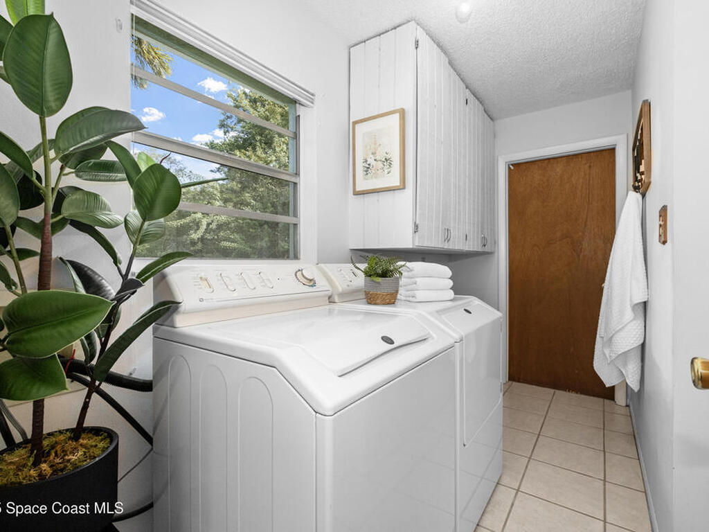 172 E Haven Drive, Melbourne, FL 32904