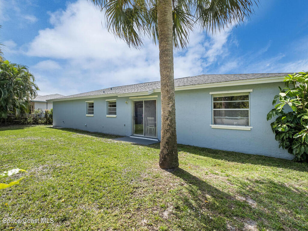 172 E Haven Drive, Melbourne, FL 32904