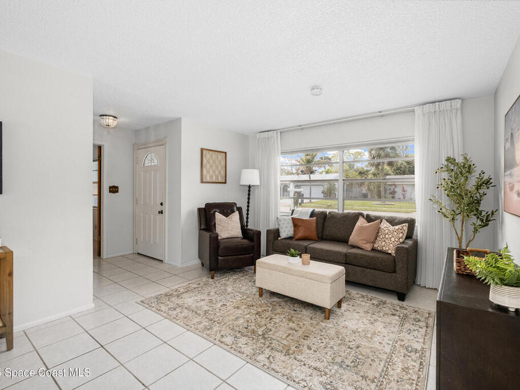 172 E Haven Drive, Melbourne, FL 32904