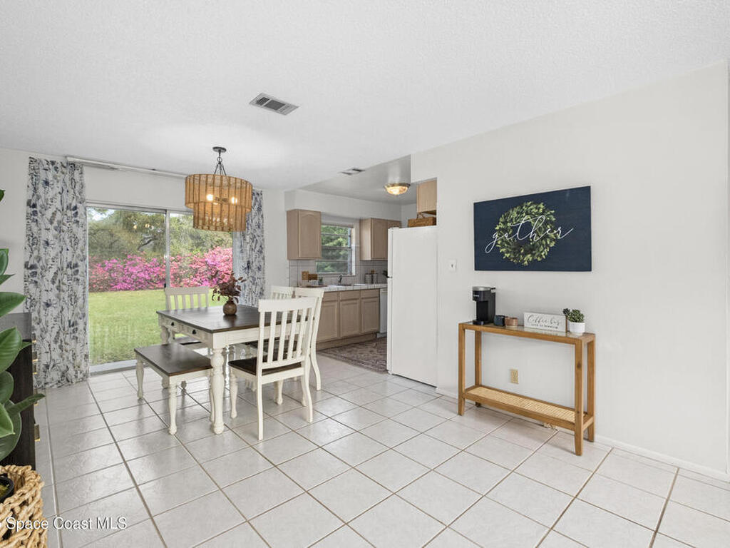 172 E Haven Drive, Melbourne, FL 32904