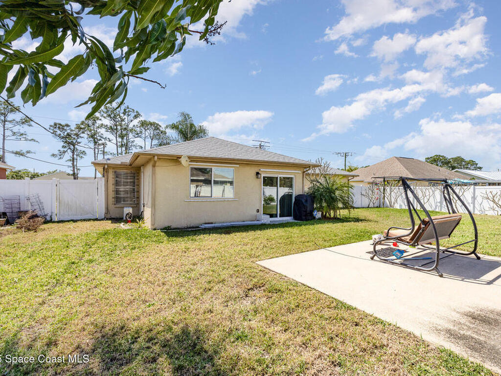 409 Americana Boulevard, Palm Bay, FL 32907
