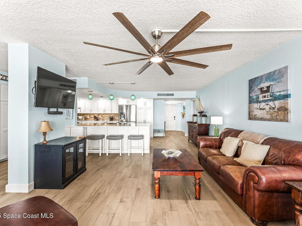 2815 S Atlantic Avenue, Cocoa Beach, FL 32931