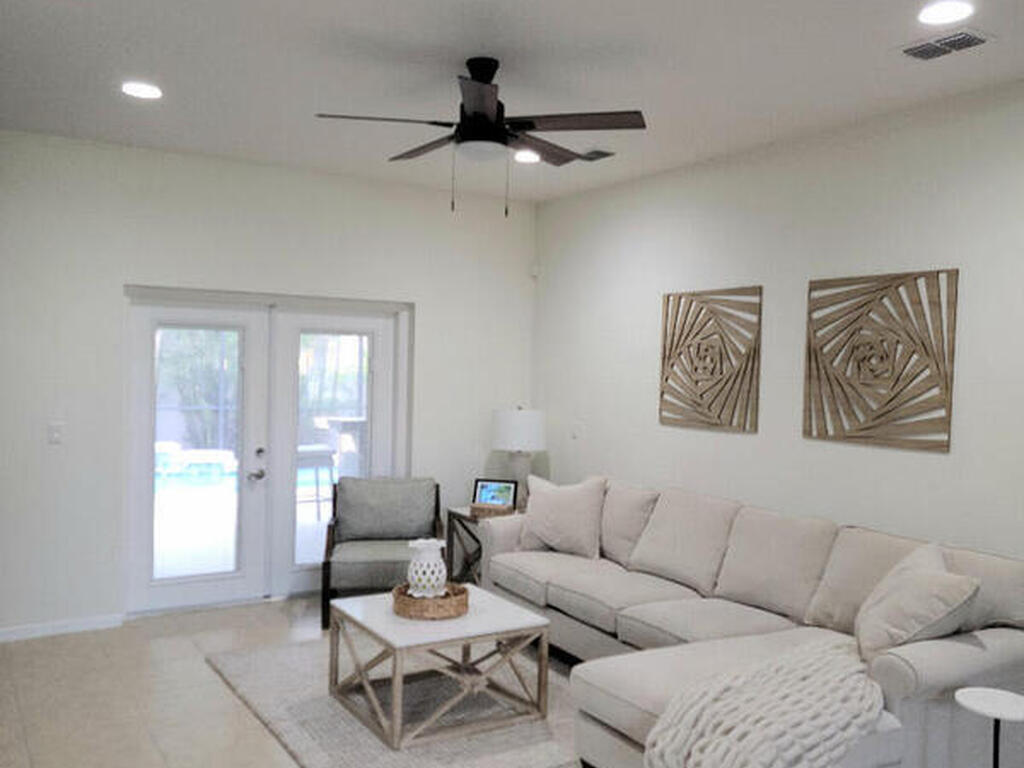 212 Grouper Circle, Palm Bay, FL 32909
