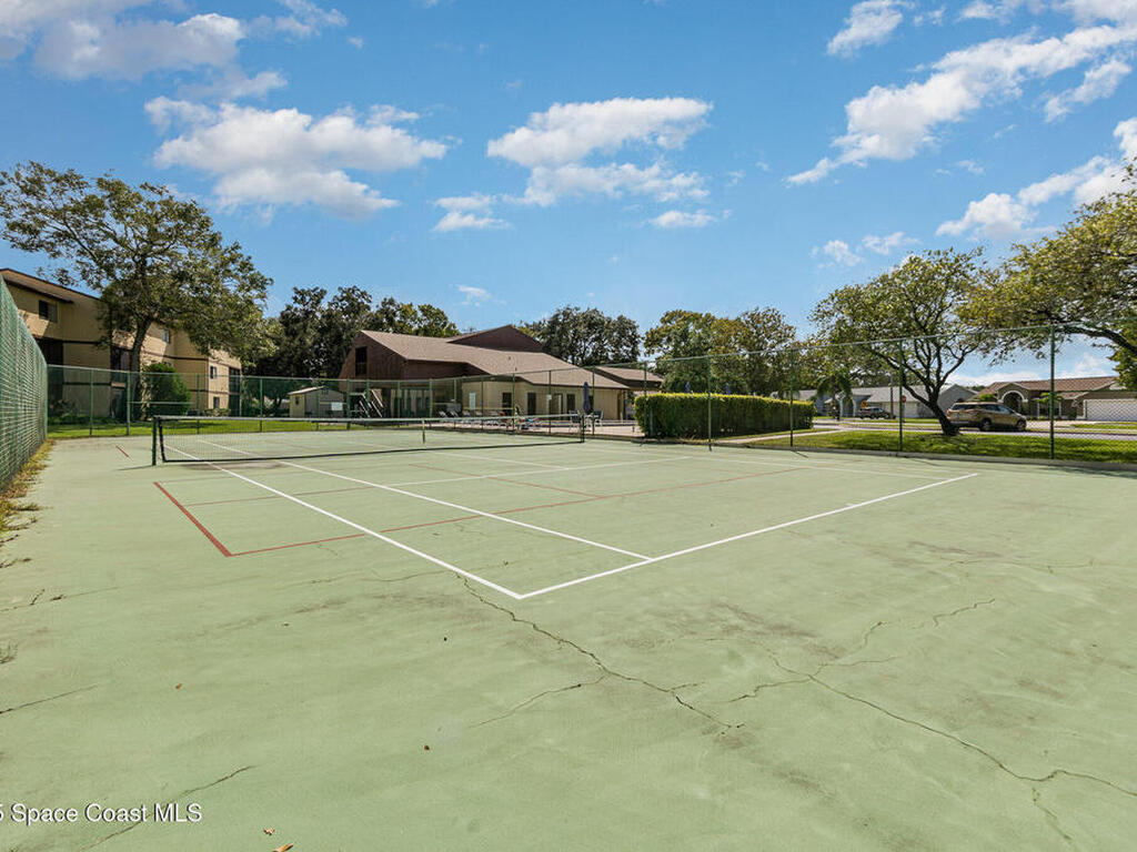 7808 Shadowood Drive, Melbourne, FL 32904