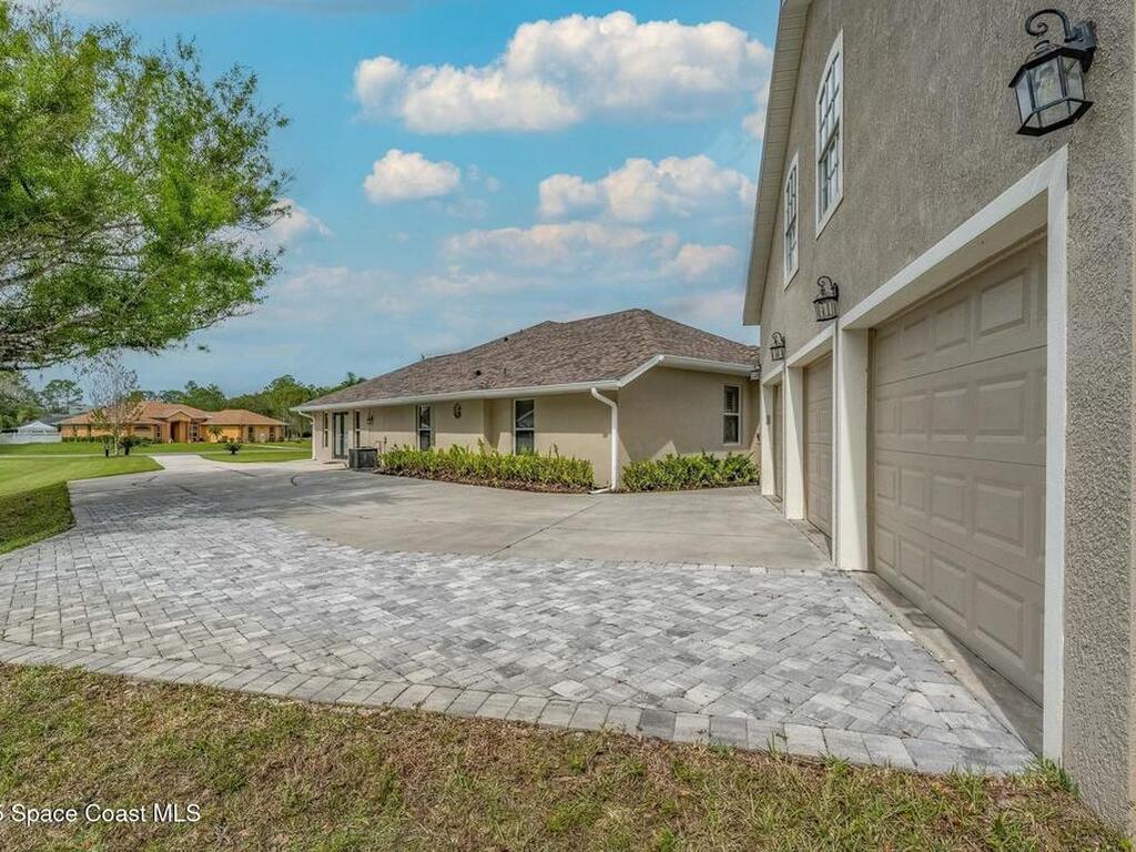 3213 Pheasant Trail, Mims, FL 32754