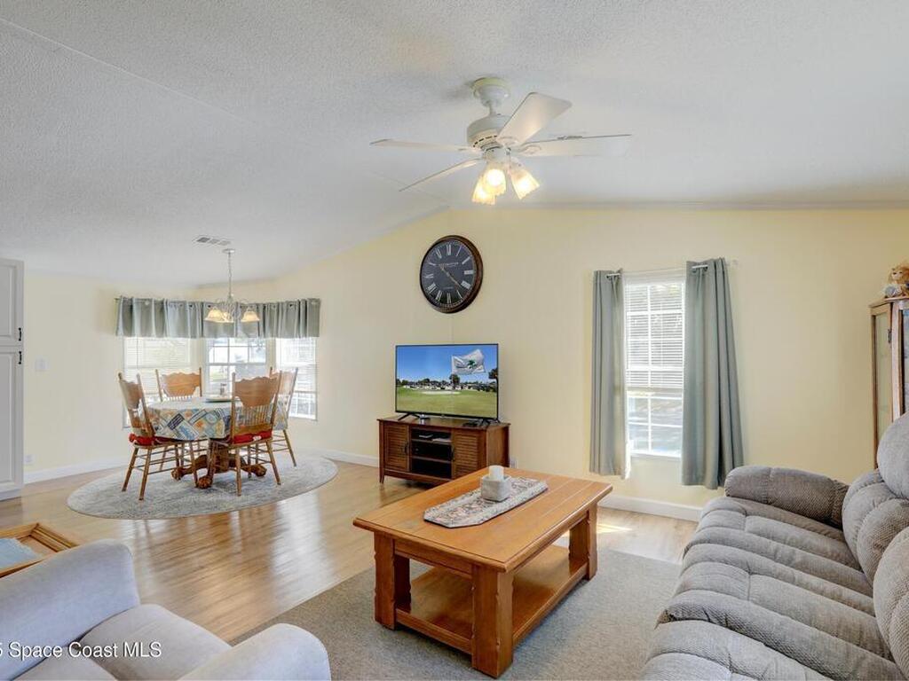 1055 Wren Circle, Barefoot Bay, FL 32976