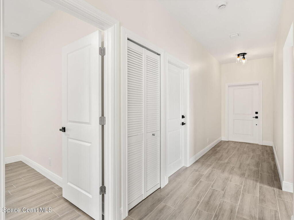 1765 24th Street, Vero Beach, FL 32962
