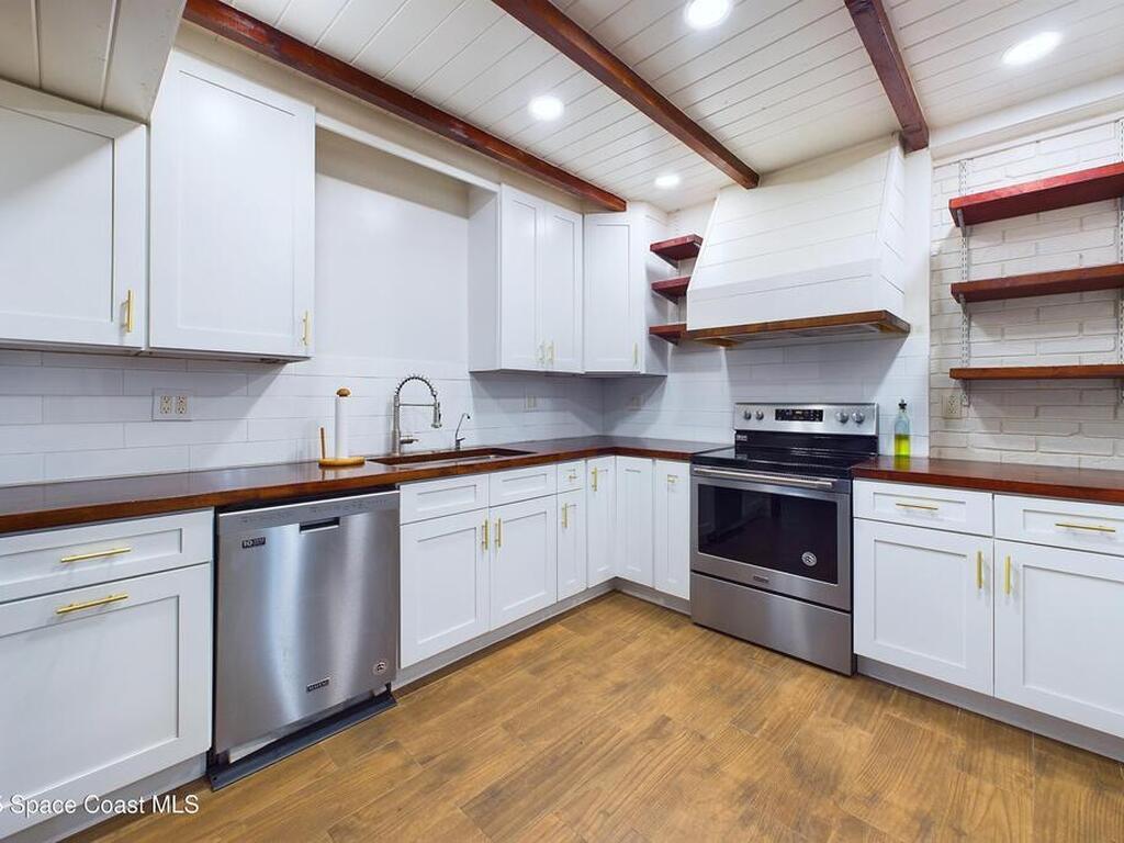 1055 Julia Drive, Melbourne, FL 32935