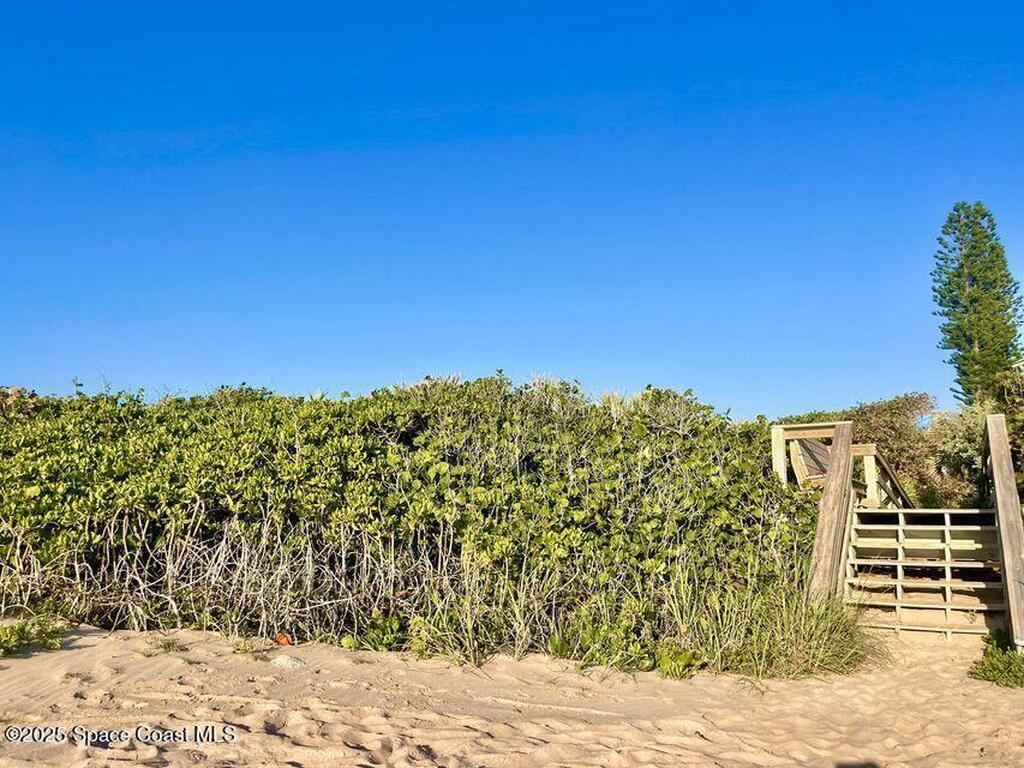 7373 Stuart Avenue, Melbourne Beach, FL 32951