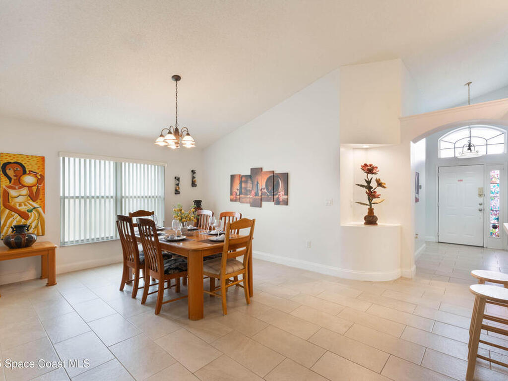 4632 Eagle Peak Drive, Kissimmee, FL 34746
