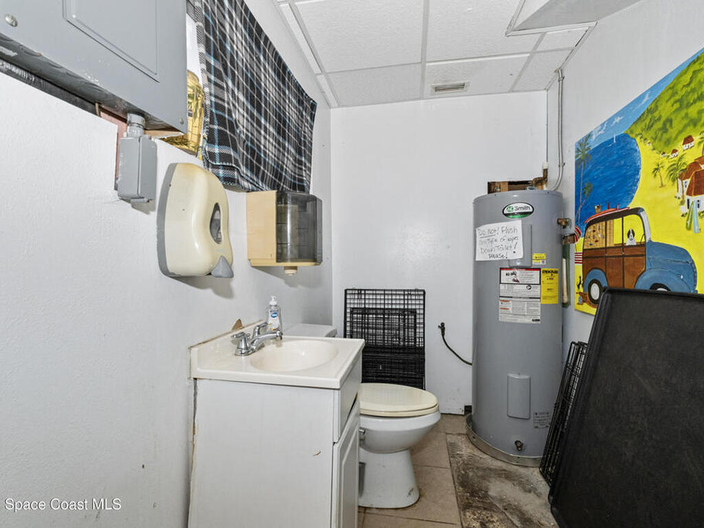 15 N Grove Street, Merritt Island, FL 32953