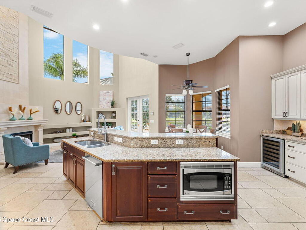 6205 Anello Drive, Melbourne, FL 32940