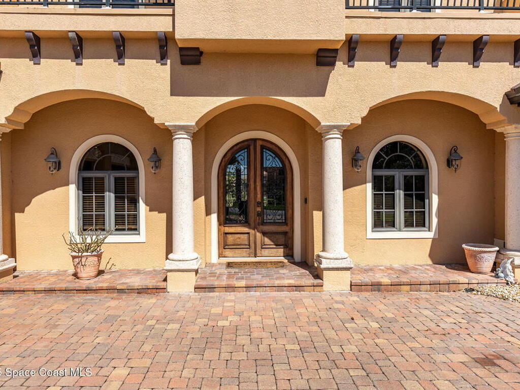 6205 Anello Drive, Melbourne, FL 32940