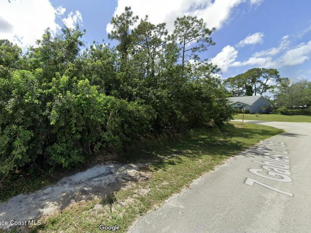 640 Roth Ct Court, Palm Bay, FL 32909