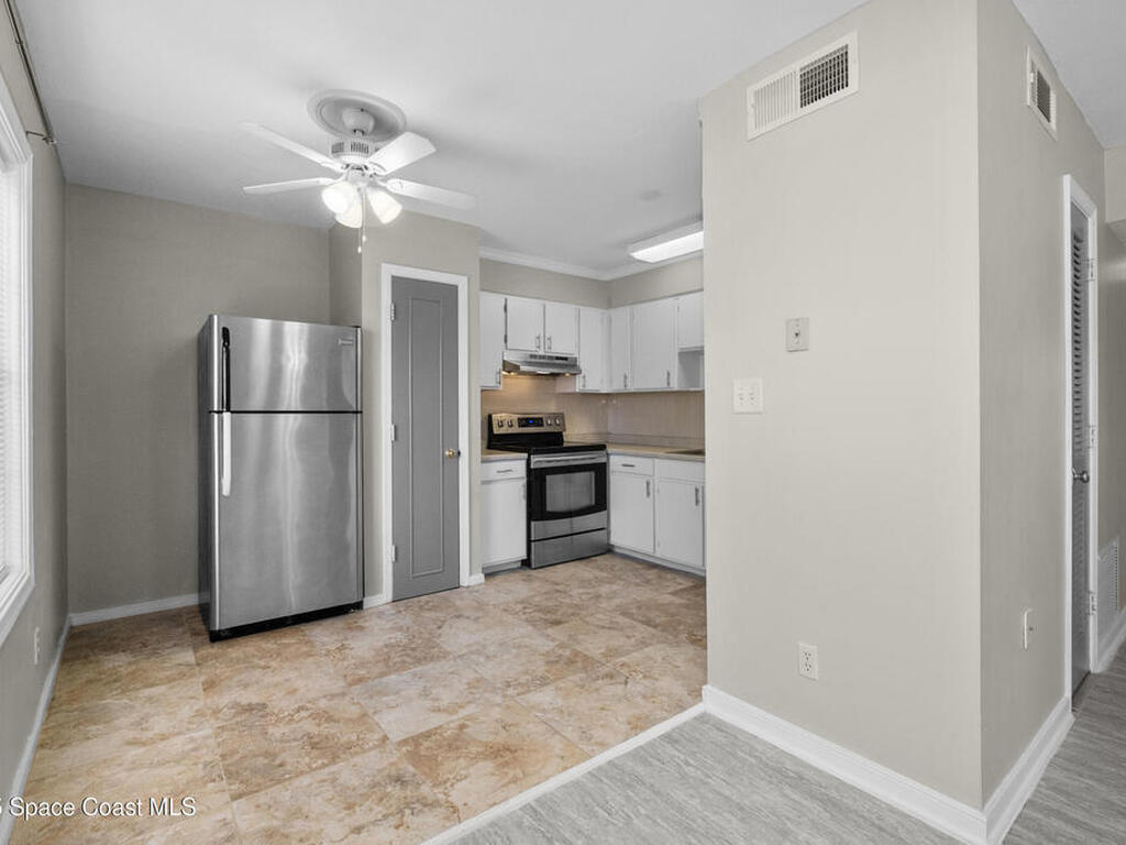 145 E Colonial Court, Indian Harbour Beach, FL 32937