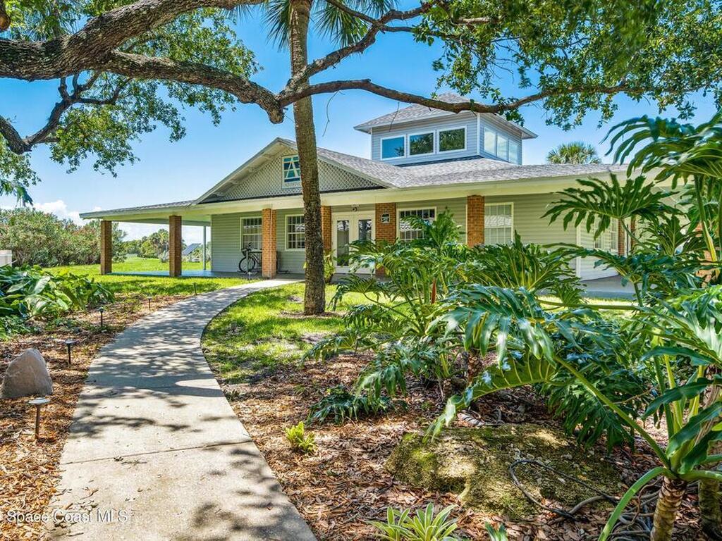 140 Warsteiner Way, Melbourne Beach, FL 32951