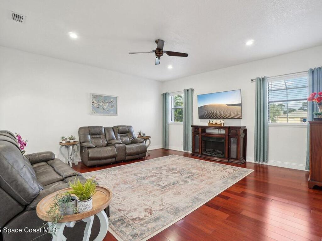 2078 Brig Street, Melbourne, FL 32904