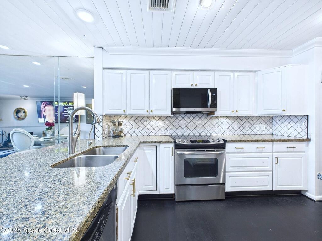 1307 River Hills Circle, Jacksonville, FL 32210