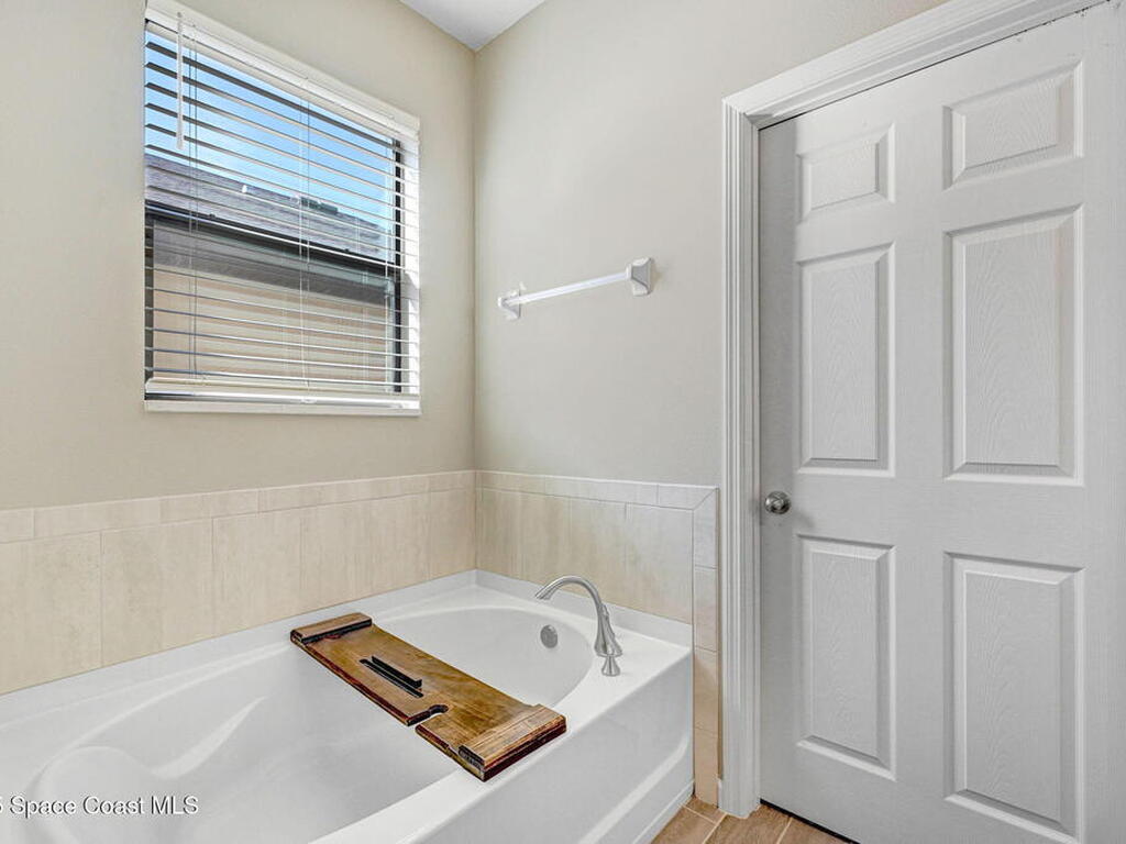 4237 Broomsedge Circle, West Melbourne, FL 32904