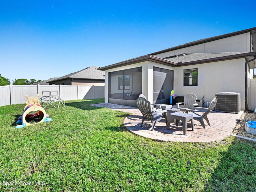 4237 Broomsedge Circle, West Melbourne, FL 32904