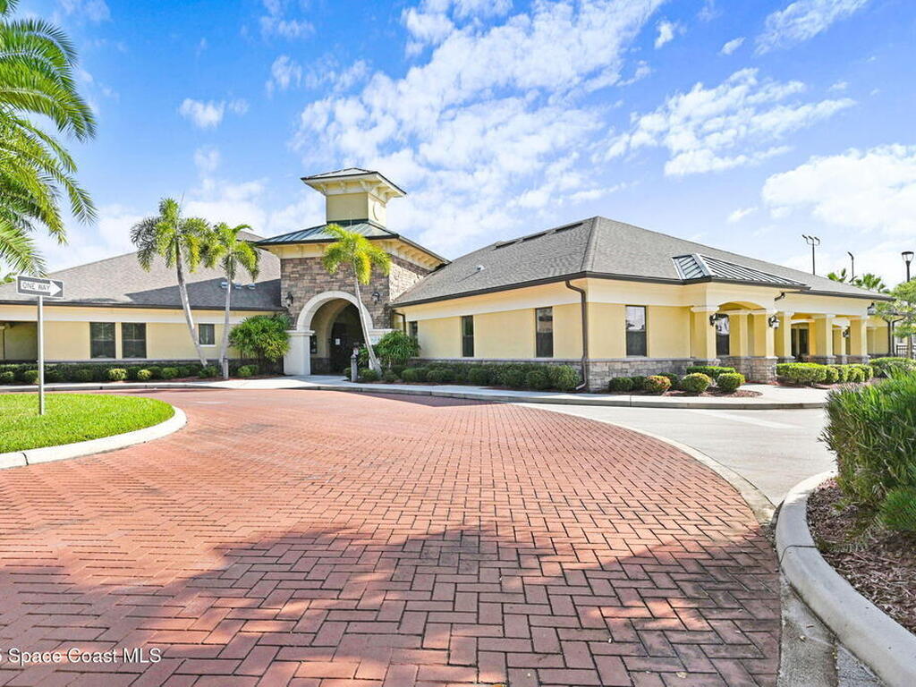 4237 Broomsedge Circle, West Melbourne, FL 32904
