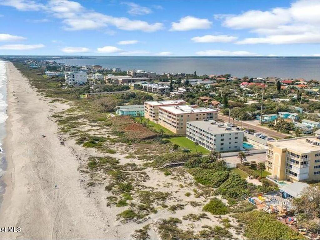 1515 S Atlantic Avenue, Cocoa Beach, FL 32931