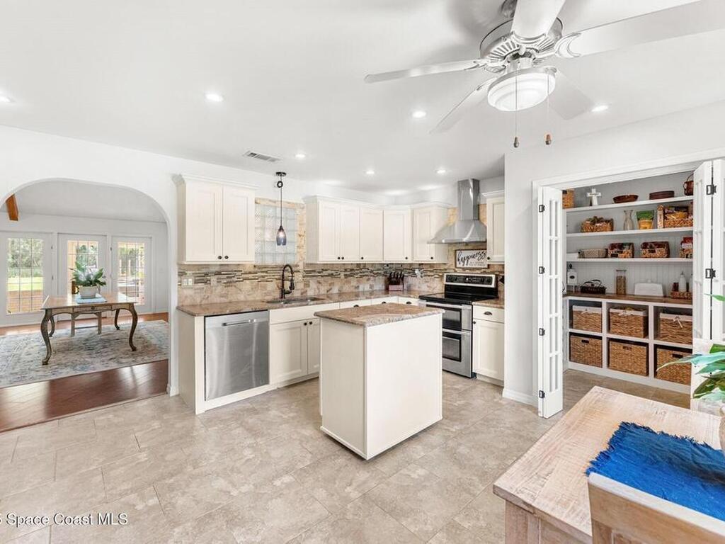 2613 Shell Wood Drive, Melbourne, FL 32934