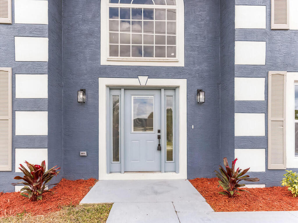 73 London Drive, Palm Coast, FL 32137