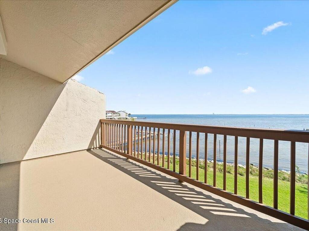 5089 Riveredge Drive, Titusville, FL 32780